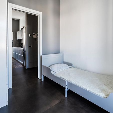 Plaza Apartment Bitonto Luaran gambar