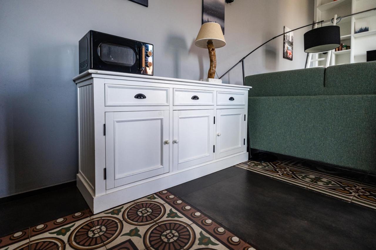Plaza Apartment Bitonto Luaran gambar