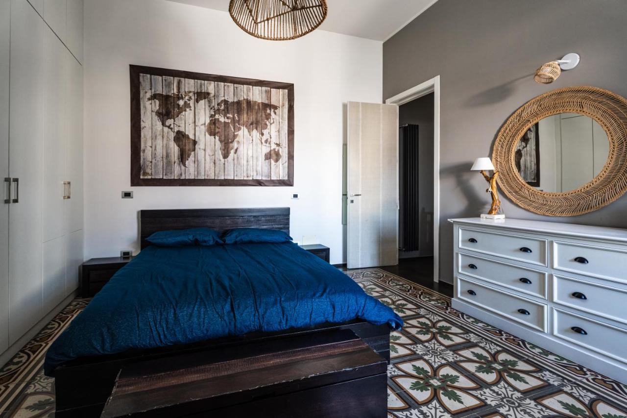 Plaza Apartment Bitonto Luaran gambar